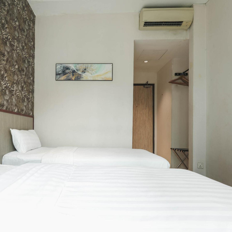 The Noble Hotel