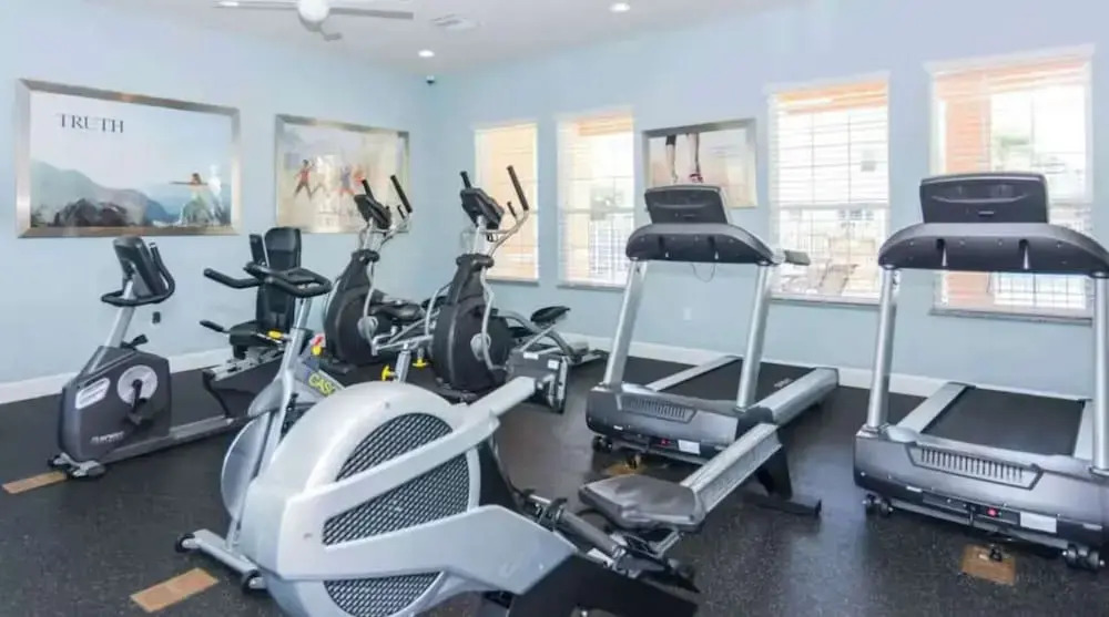 Contemporary 4BR Townhome With Pool & Themed Rooms