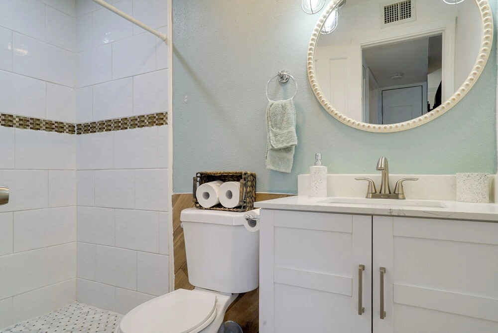 Gated 1BR Apt Near UMC + Texas Tech