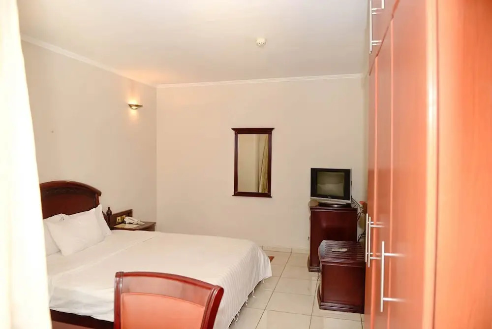 Enjoy you vacation wail staying in this Single room fit for 2 people