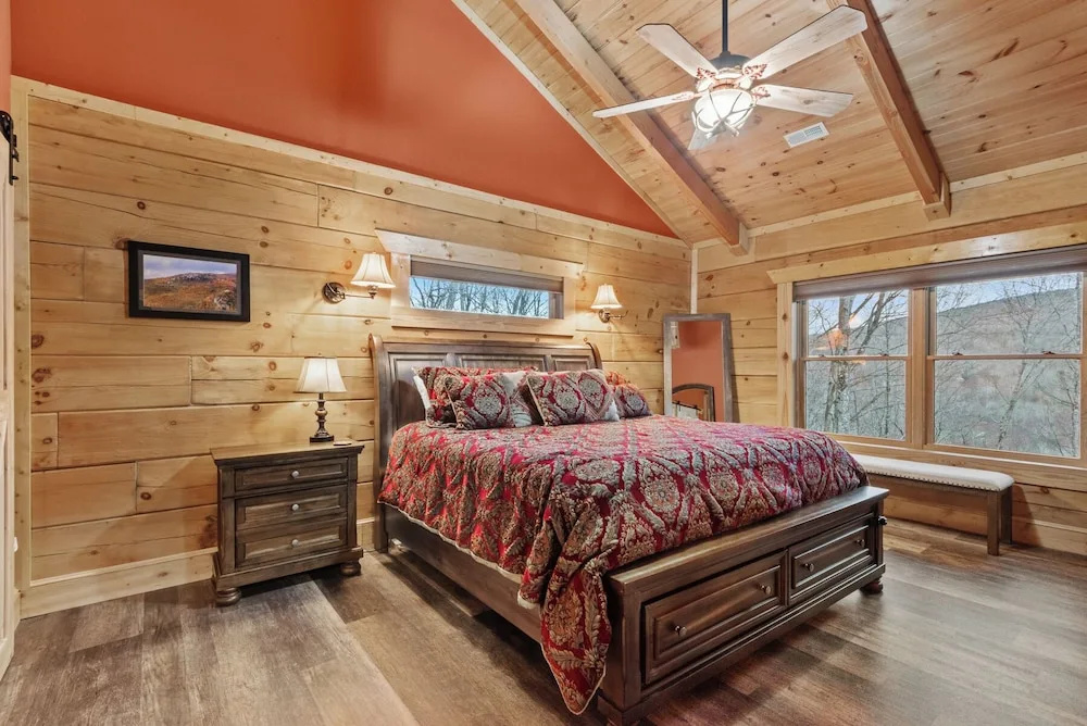 Deer Ridge Nearby to Ski, 3BR - King