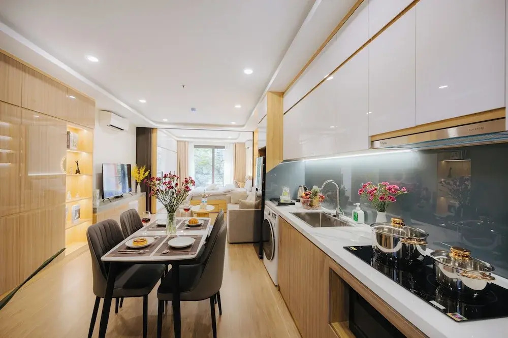 Wisteria Luxury Apartment Hanoi