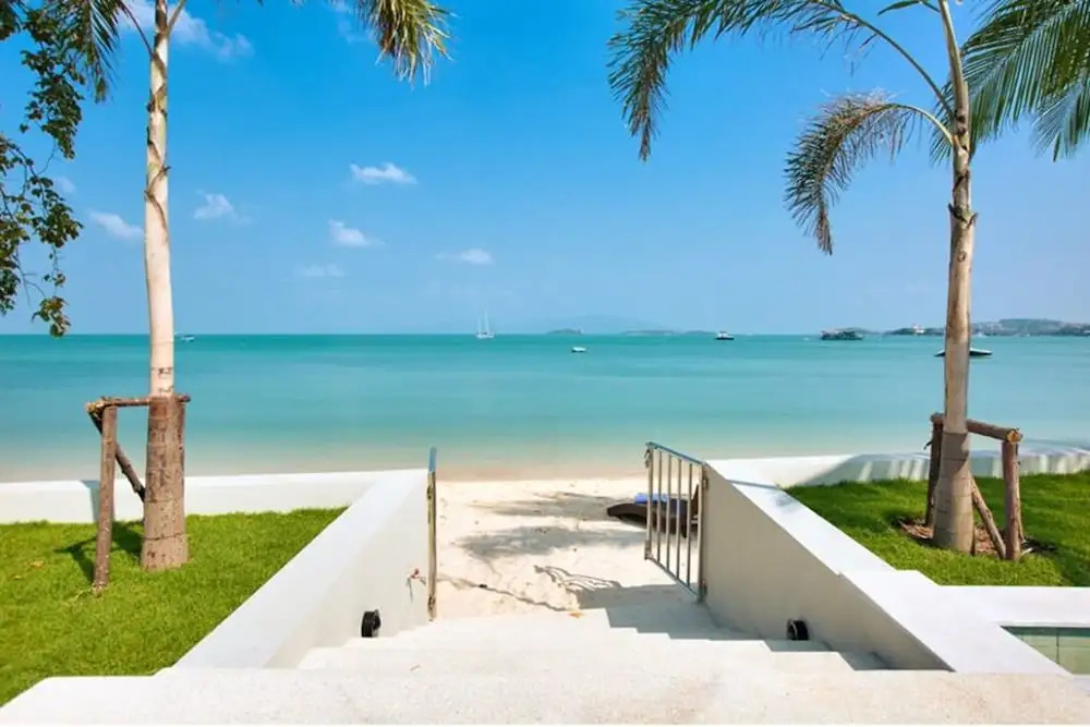 7 Bed Beautiful Beach Front Villa