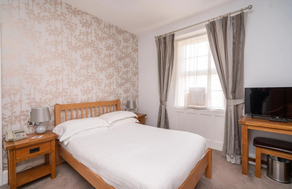 Lauriston Hotel