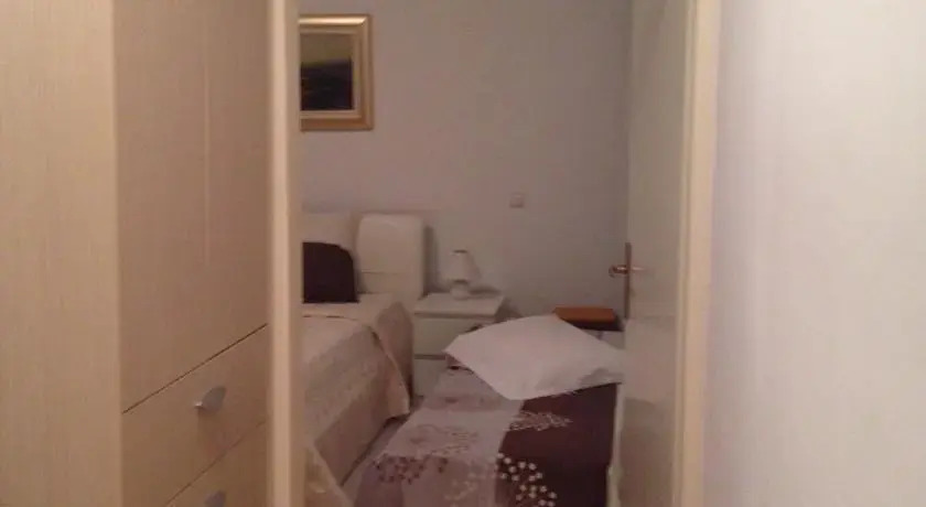 Guest House Luna Rooms