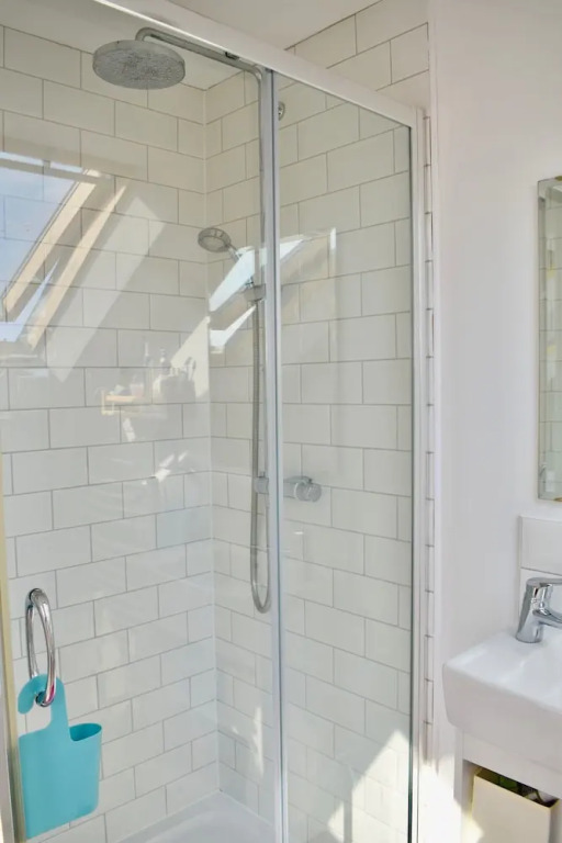 Spacious 3 Bedroom Home in Brighton