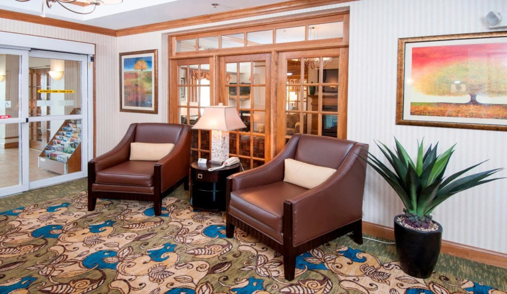 Holiday Inn Express Hotel & Suites Findley Lake