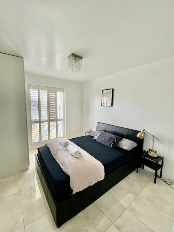 Captivating 1-bed Apartment Greater London