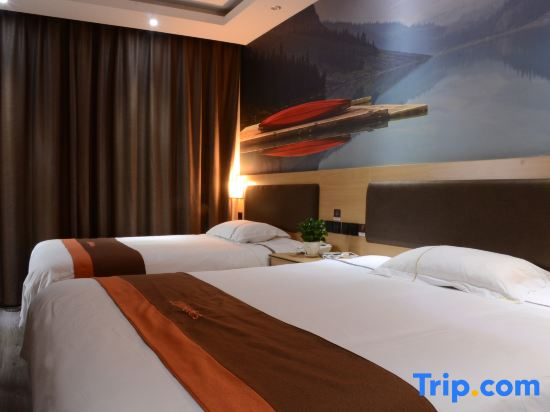 Junyi Chain Hotel (Longsheng Bus Station)