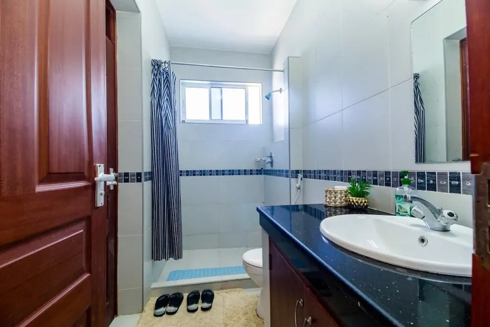 Lux Suites Liz Royal Apartments Nyali