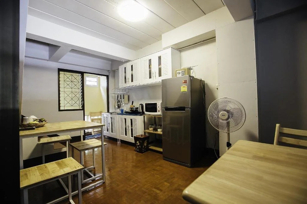 Houzzel360 Tha Pae
