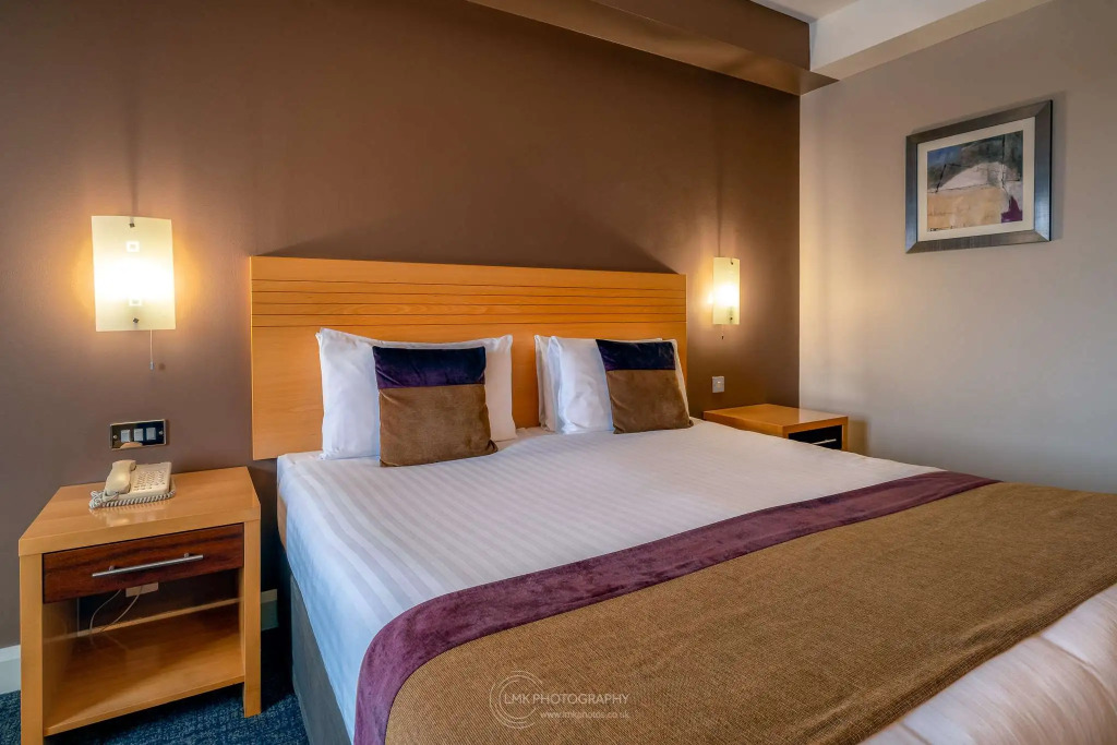 City Hotel