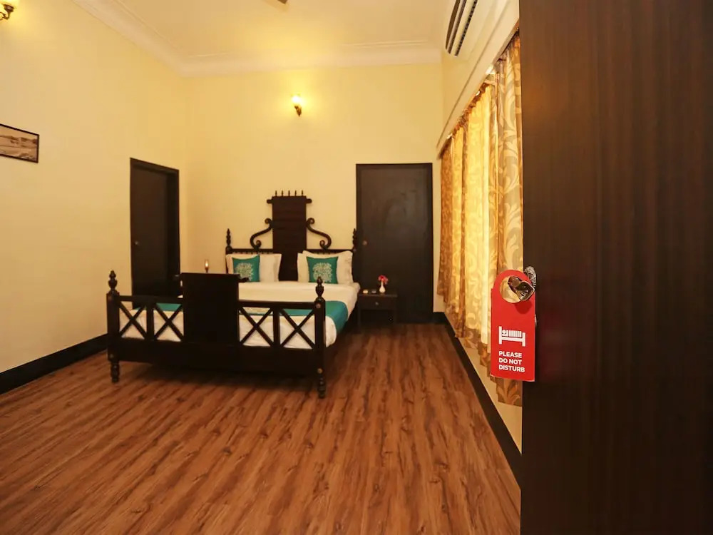 OYO 9666 Hotel The Fateh