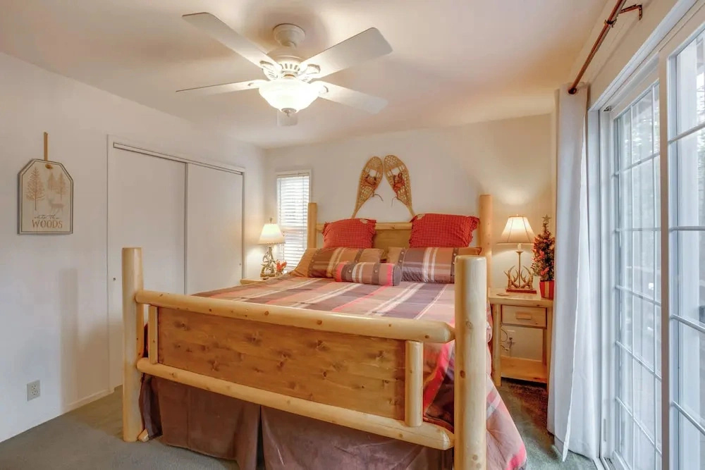 Hot Tub, 1 Mi to Beach: South Lake Tahoe Home