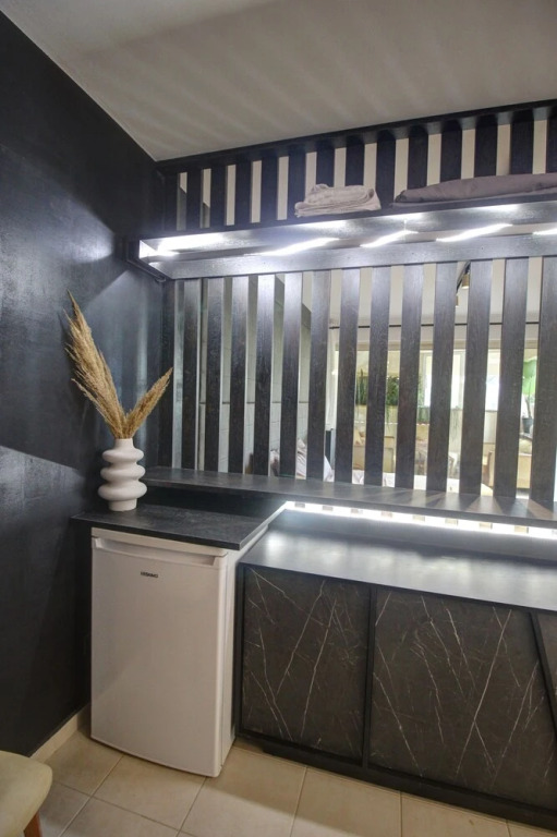 2 Bedroom Apartment on Beach Elias Lower