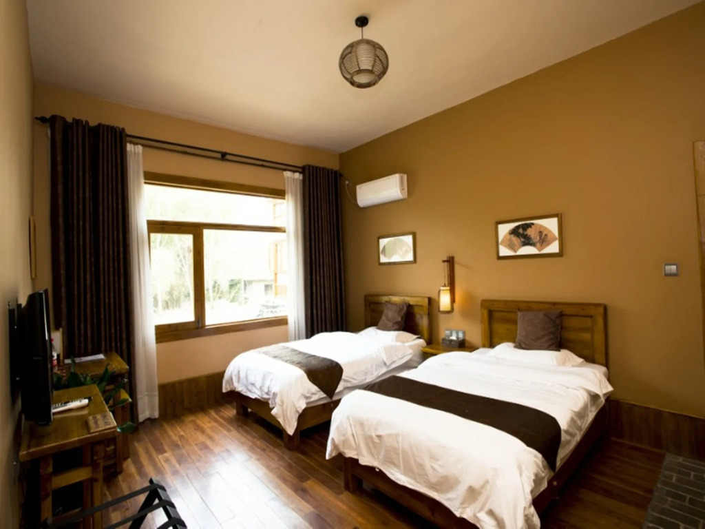 Moondance Hotel