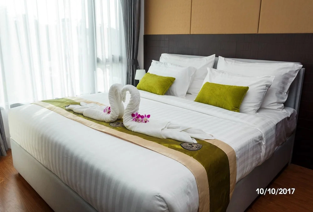 Aristo Resort Phuket 620 by Holy Cow
