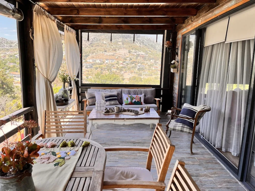 Valentina Tiny House with Sea View