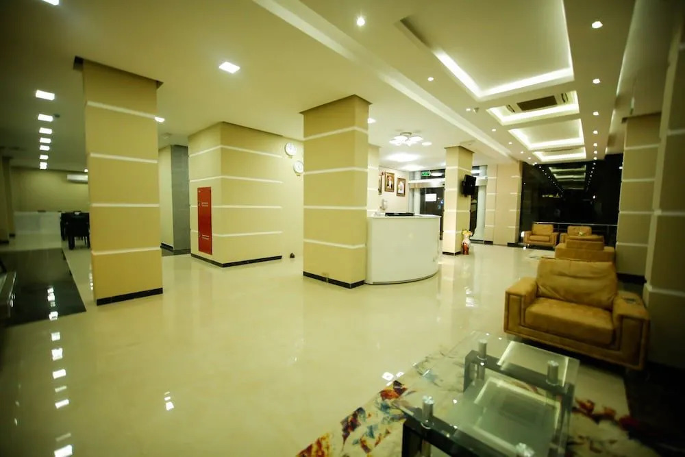 Alpha Suites Hotel