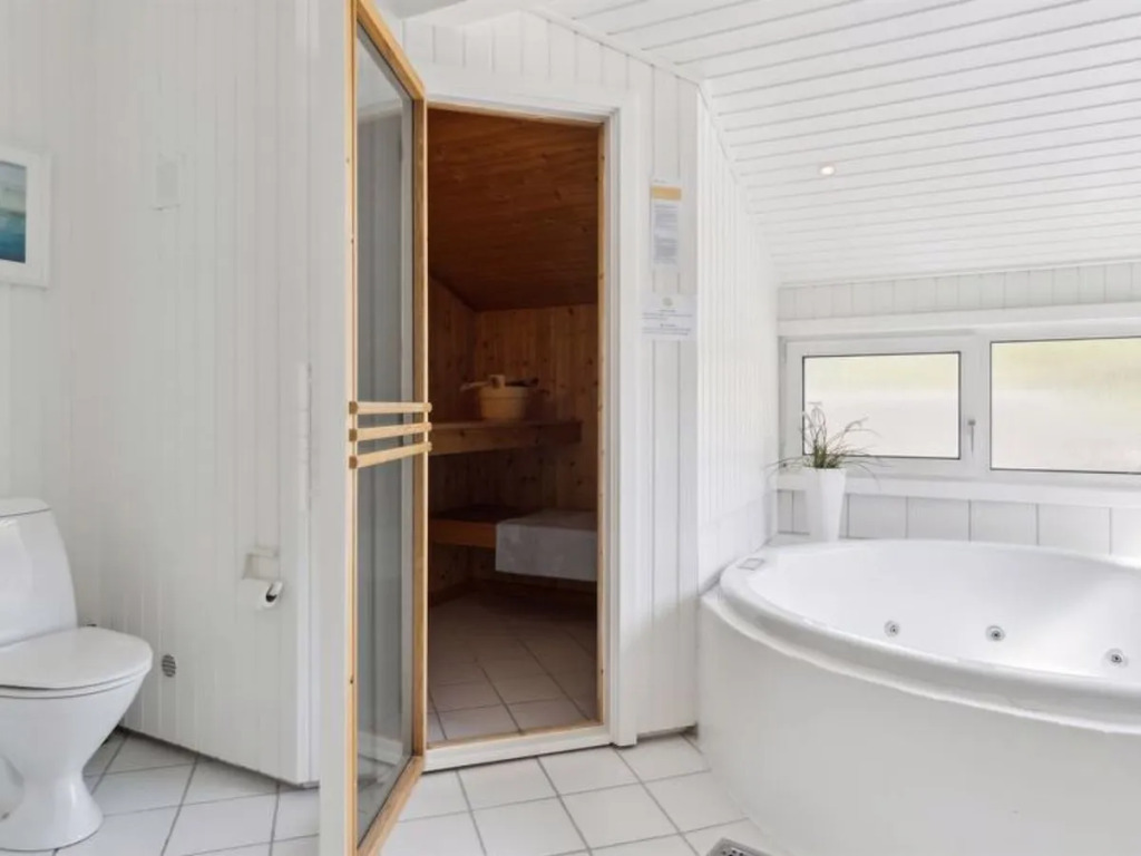 "Zora" - 300m from the sea in NW Jutland