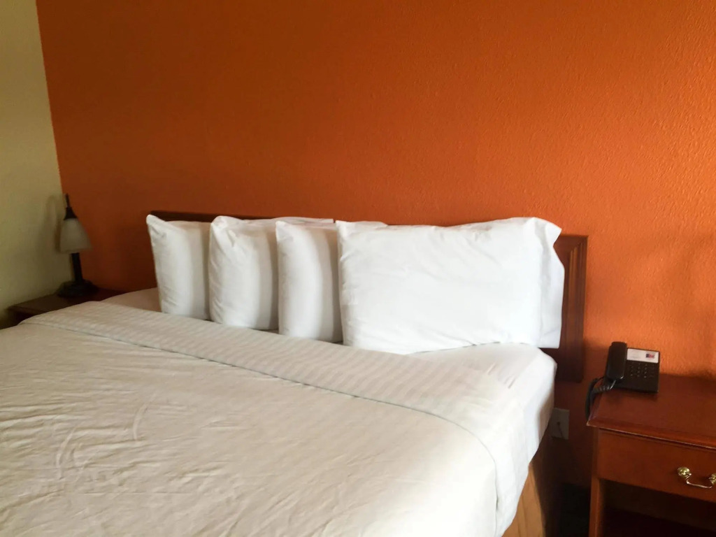 Motel 6-Brunswick, GA