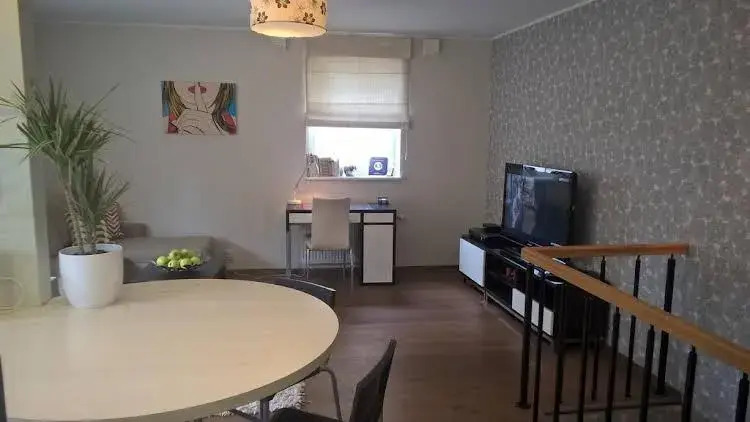 Komeedi Apartment