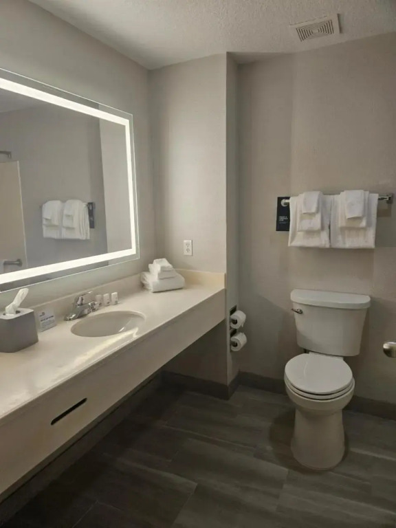 Holiday Inn Express & Suites Clermont SE - West Orlando by IHG