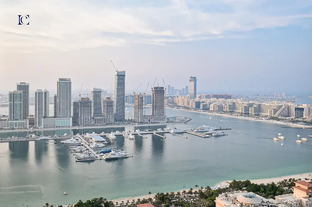 Stunning Sea View 2Bed near Tram Stn