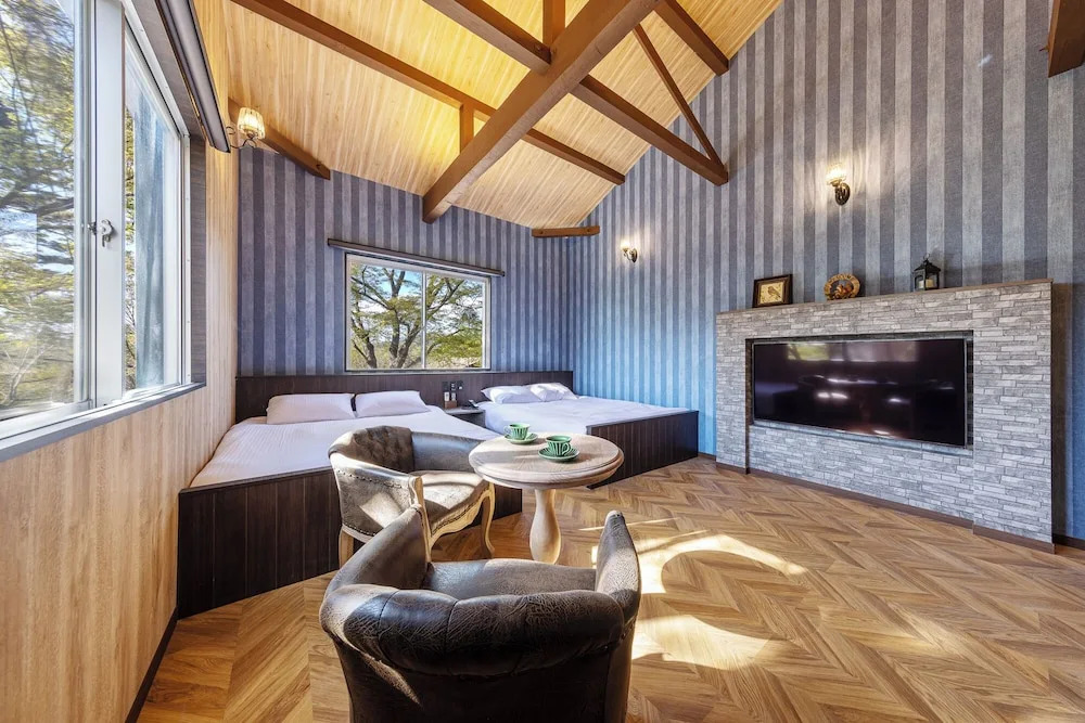 Almeria Hotel Yamanakako アルメリアホテル山中湖