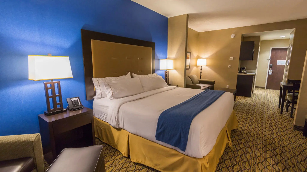 Holiday Inn Express Thunder Bay by IHG