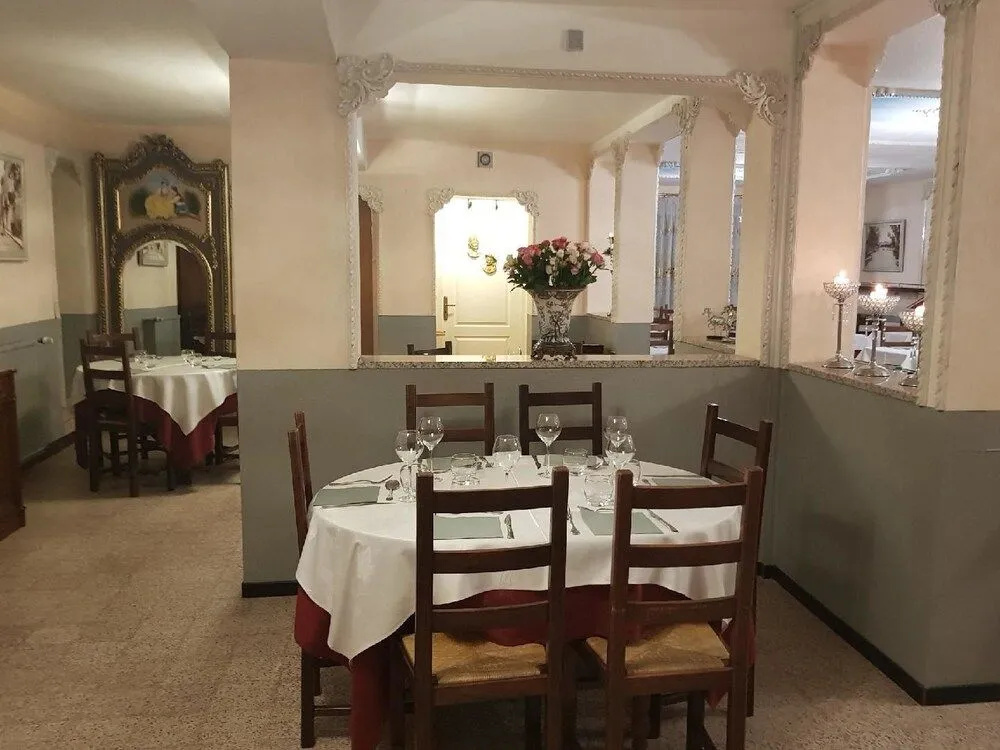 Hôtel-Restaurant le Commerce