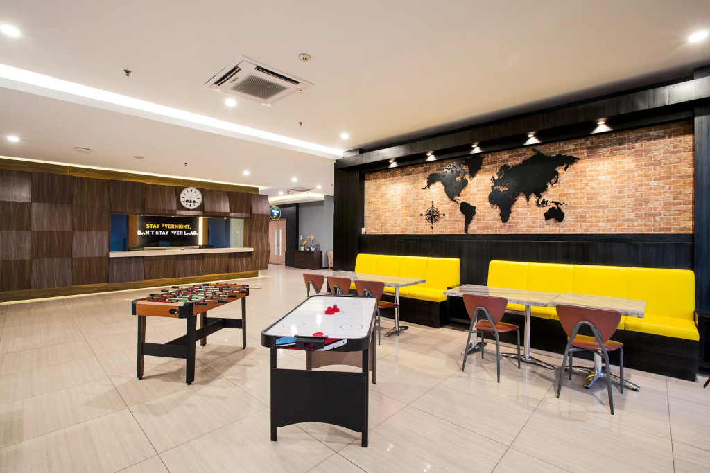 ROOMS INC dbotanica Bandung