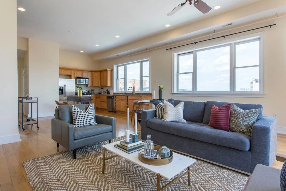 Spacious 2 BR Apt in Center City by Domio