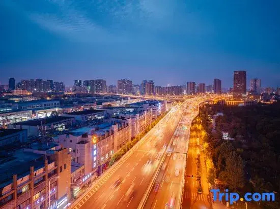 JU YUAN Hotel (Hefei Railway Station Zhusitan Subway Station)