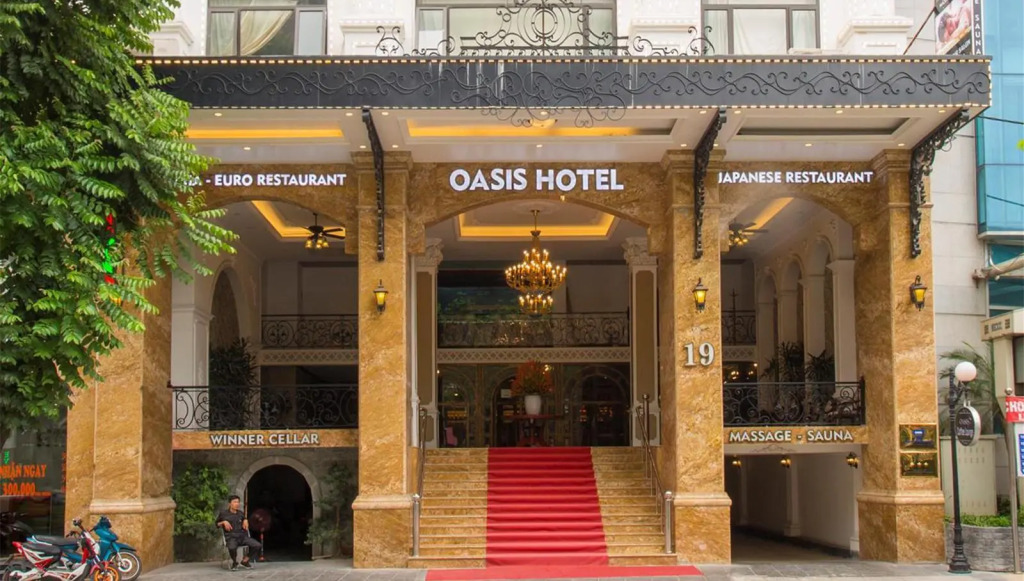 Oasis Hotel
