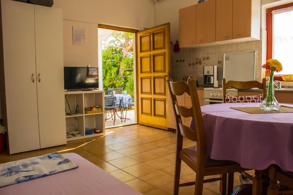 Apartment Rino, only 30m to the sea