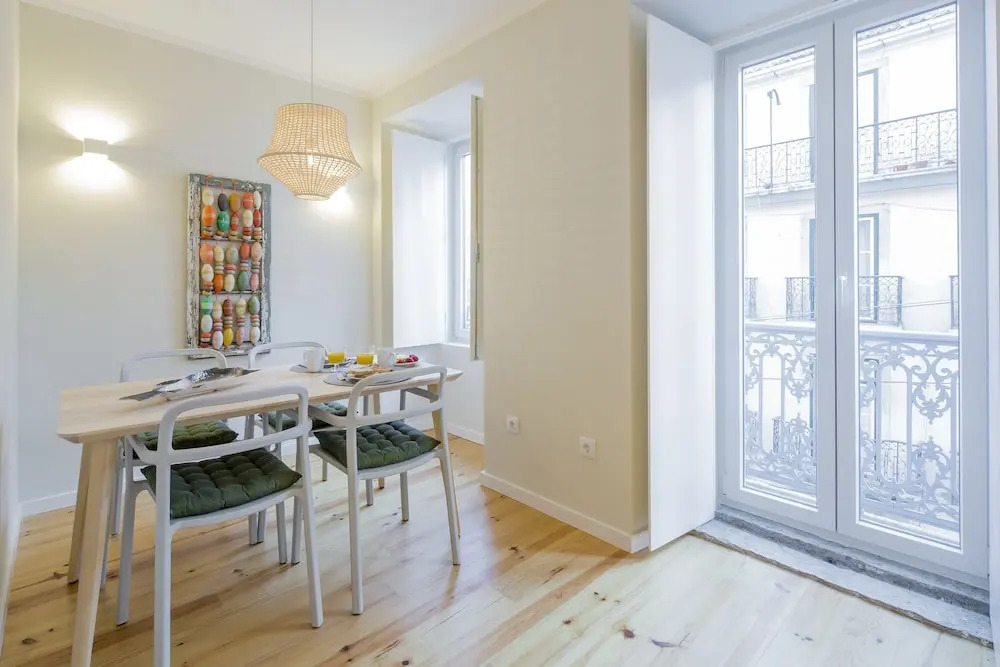 Santos Apartments by Linc