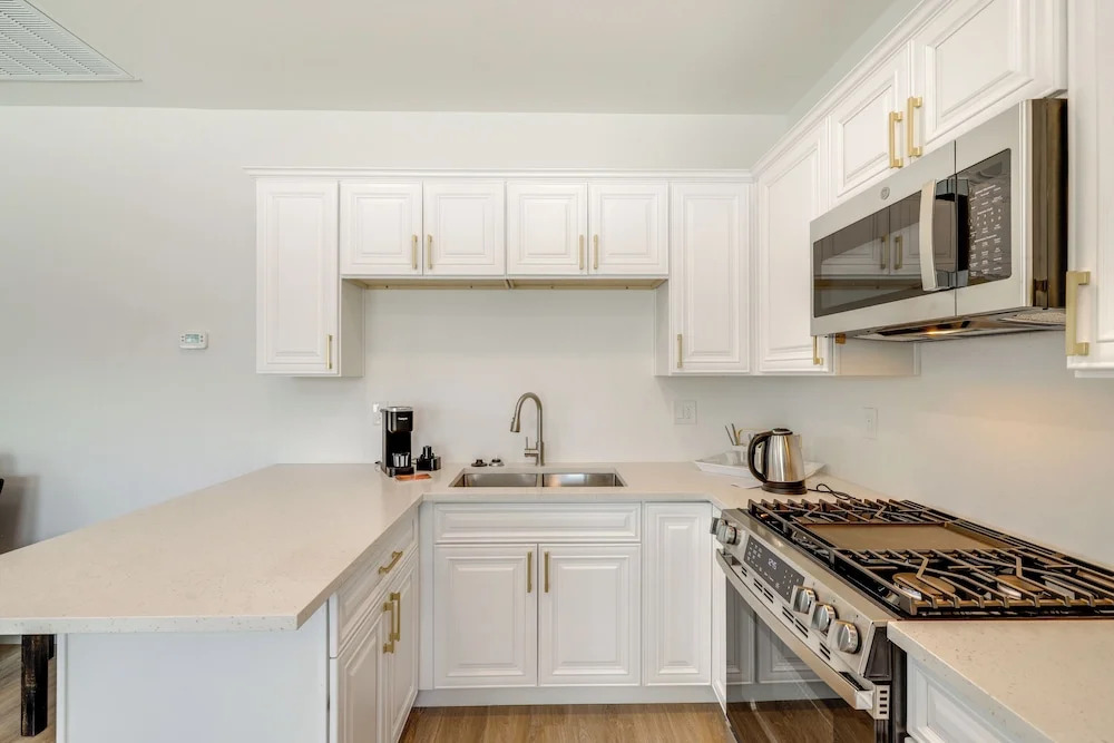 Easy Dtwn Access! Prime PHX Stay For Couples