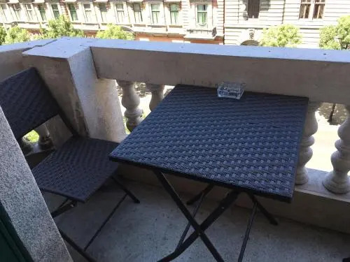 All In Apartman III