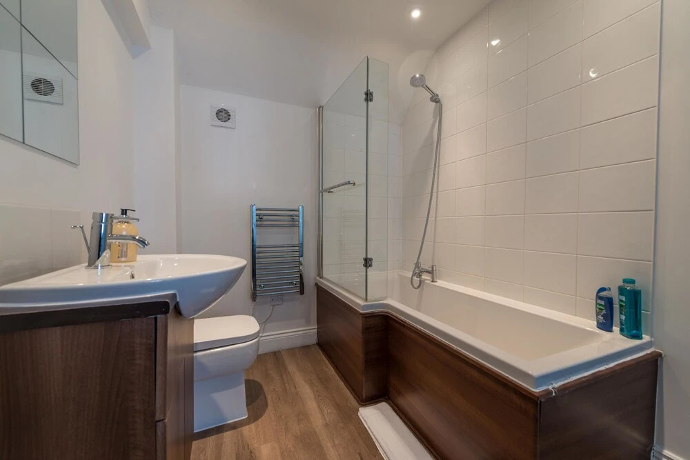 Hampden Apartments - The Harry