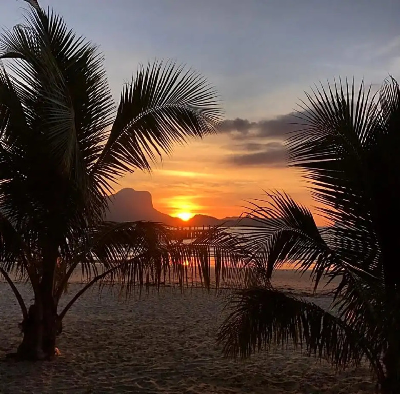 Island Lyfe Adventures Hotel - 5 Minutes from El Nido Airport & Lio Beach