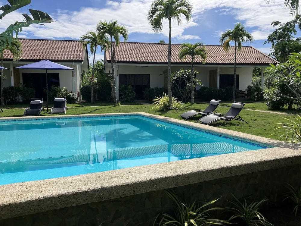 Cabagnow Seaside Resort