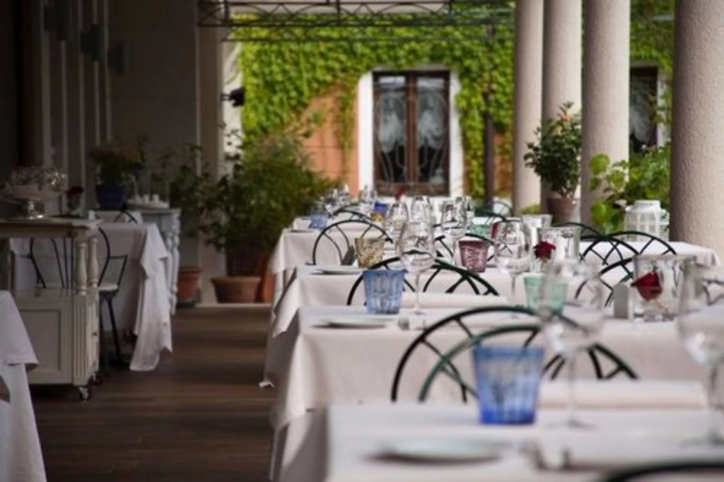 Regina Adelaide Hotel & SPA