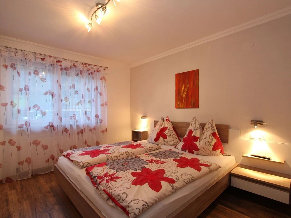 Quaint Apartment near Forest in Neukirchen am Großvenediger