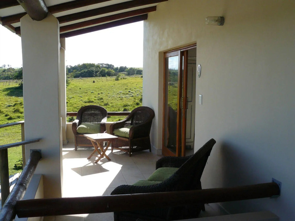 Oyster Bay Lodge