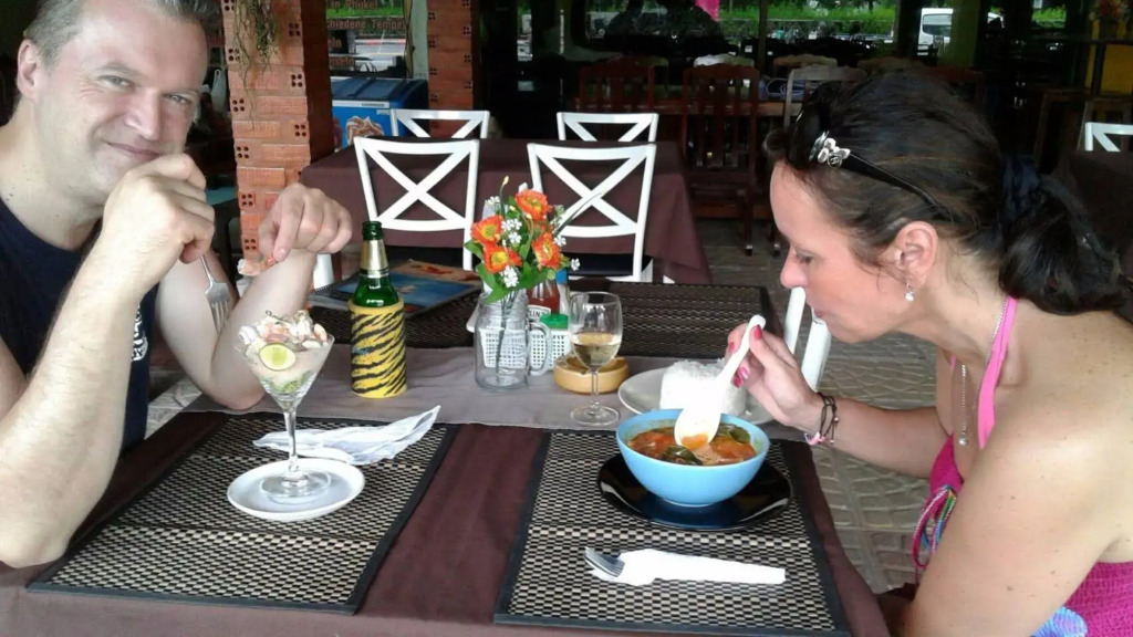 Khaolak Traveller Lodge
