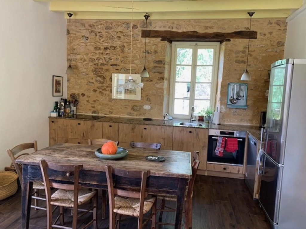 Charming Private Holiday Home With Private Tennis Court and Pool Near Cazals