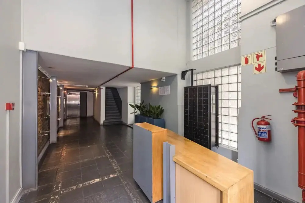 Modern Minimalism 2 Bedroom Apartment Near the Castle of Good Hope