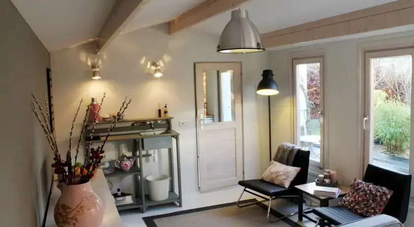 B&B Stratum