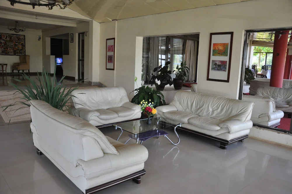 Tropic Inn Hotel